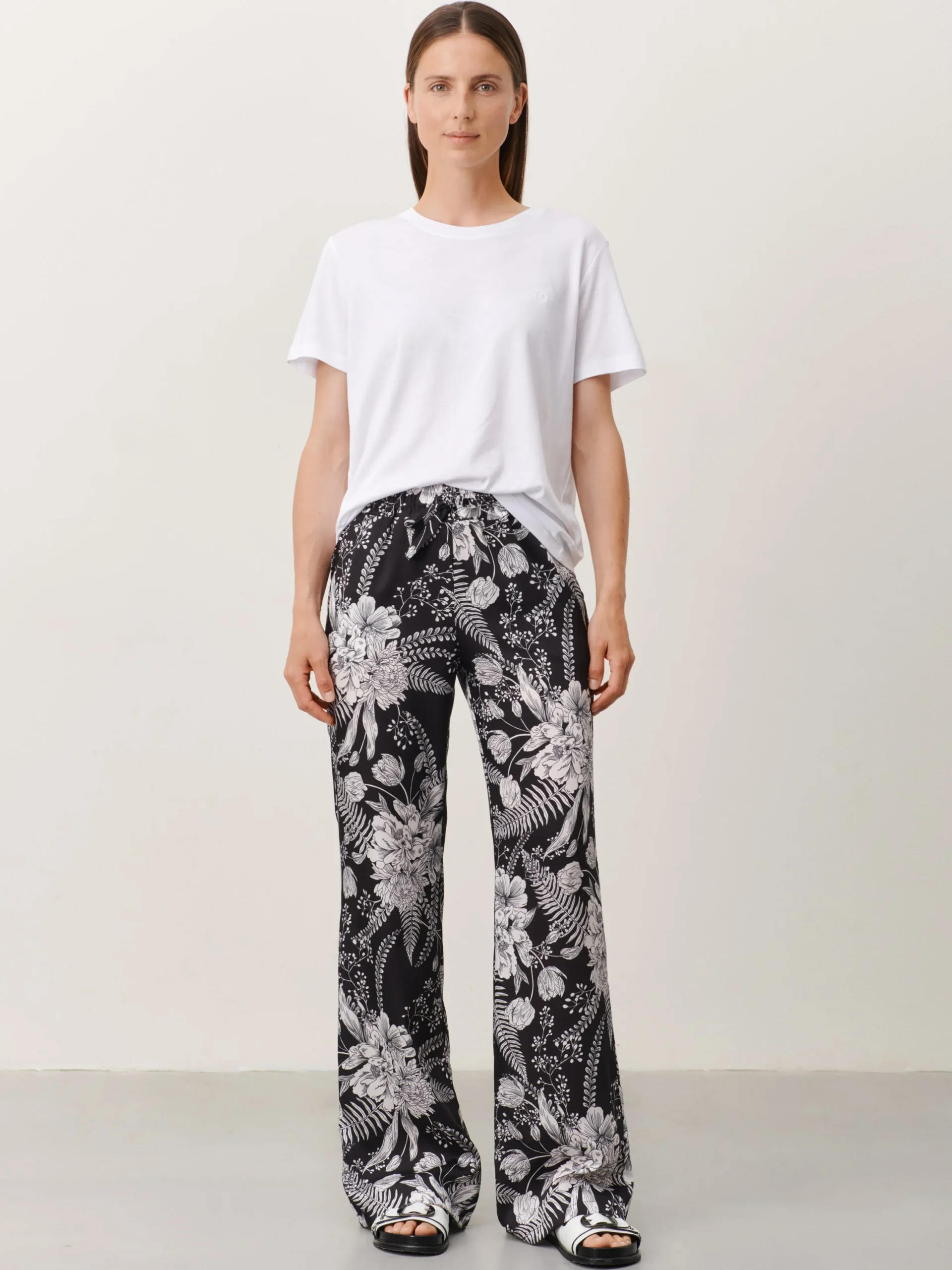 carola_pants__black_white_0.webp Jane Lushka Carola Pants | Black White