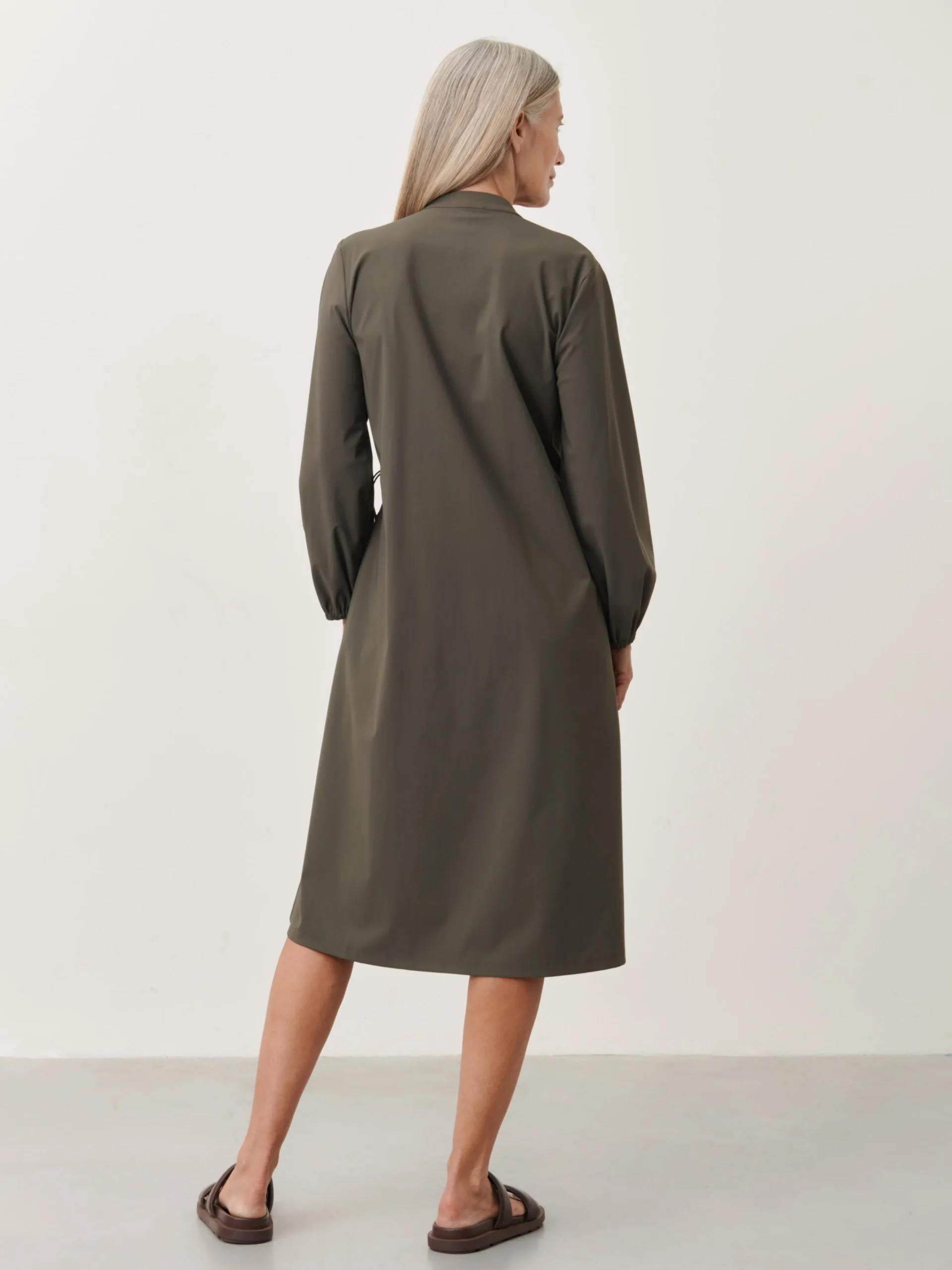 dennis_dress_technical_je_1.webp Jane Lushka Dennis Dress Technical Jersey | Army