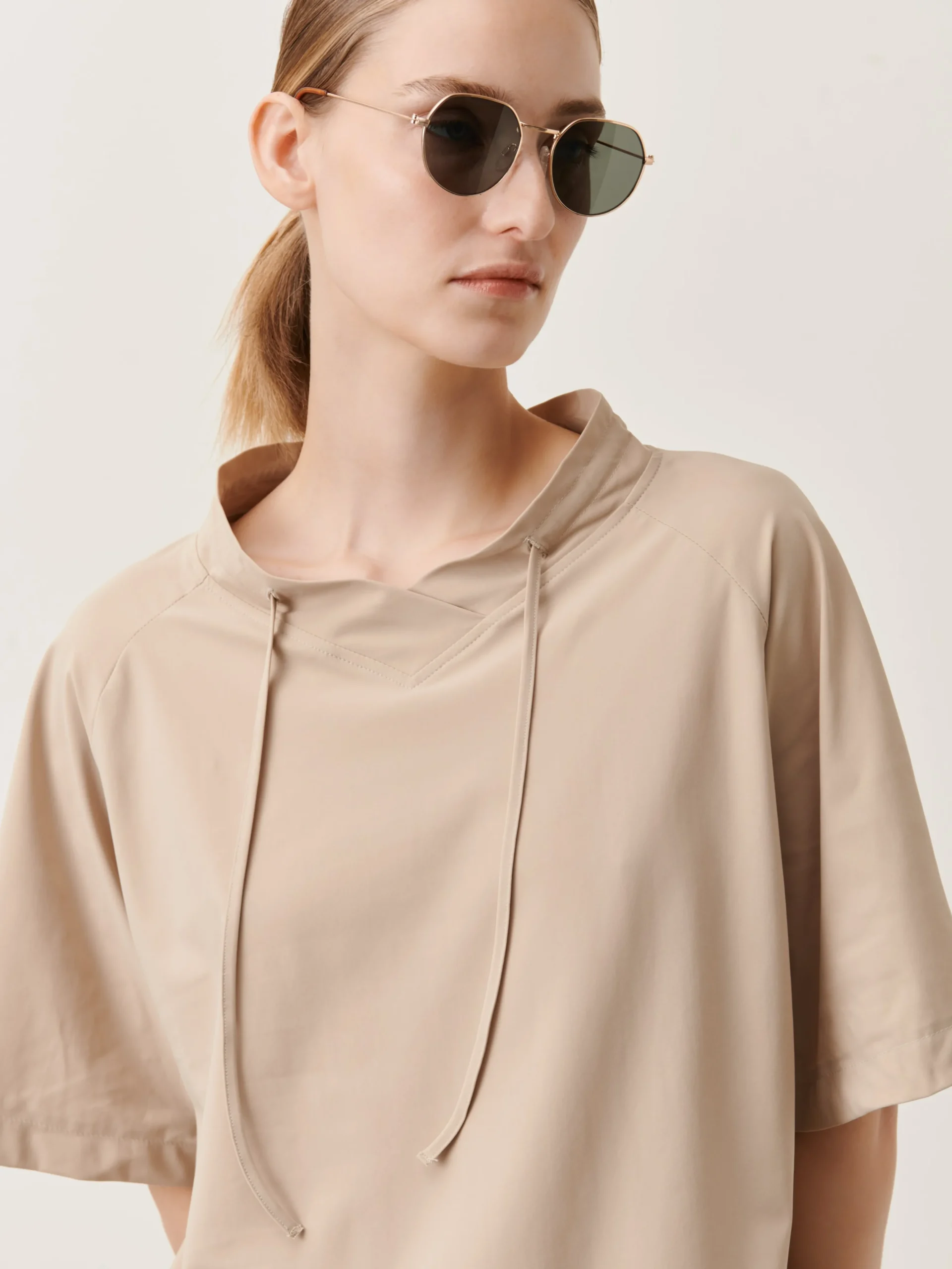 gia_top_technical_jersey__3.webp Jane Lushka Gia Top Technical Jersey | Sand